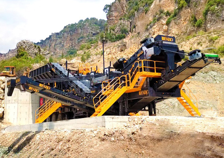 mobile crushing screening plant