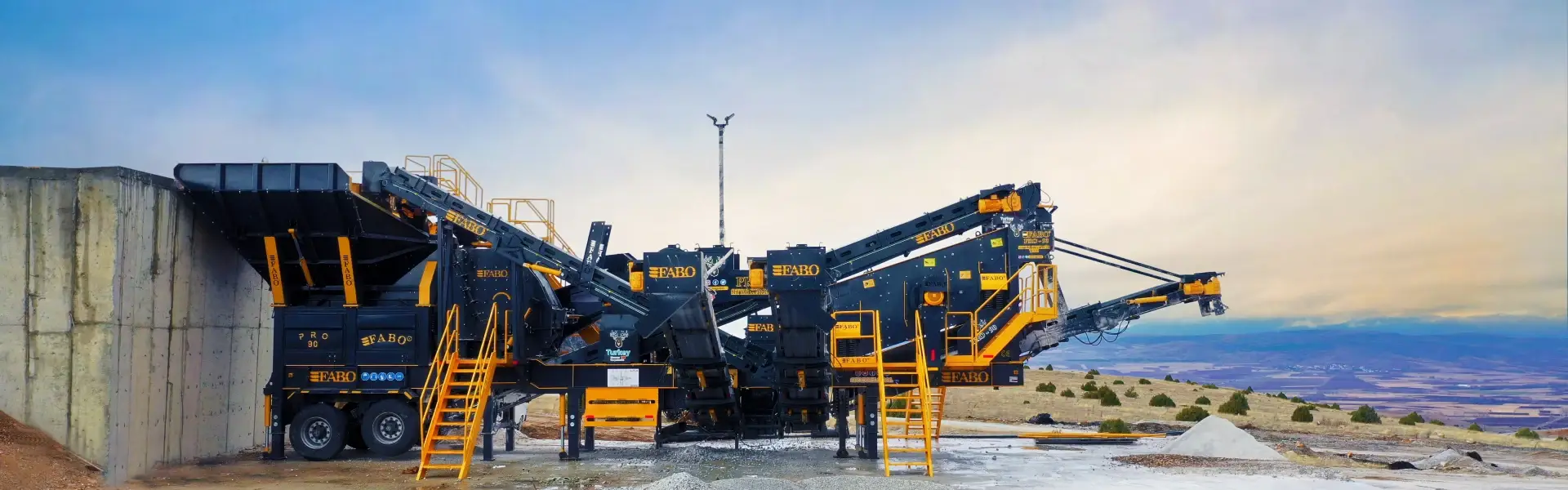 PRO-90 Portable Crushing Screening Plant